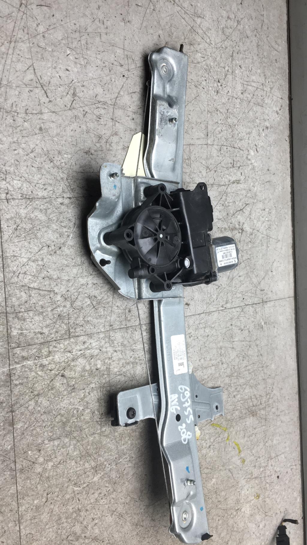 Alzacristalli elettrico anteriore sinistro PEUGEOT 208 1 PHASE 2 Diésel - 1