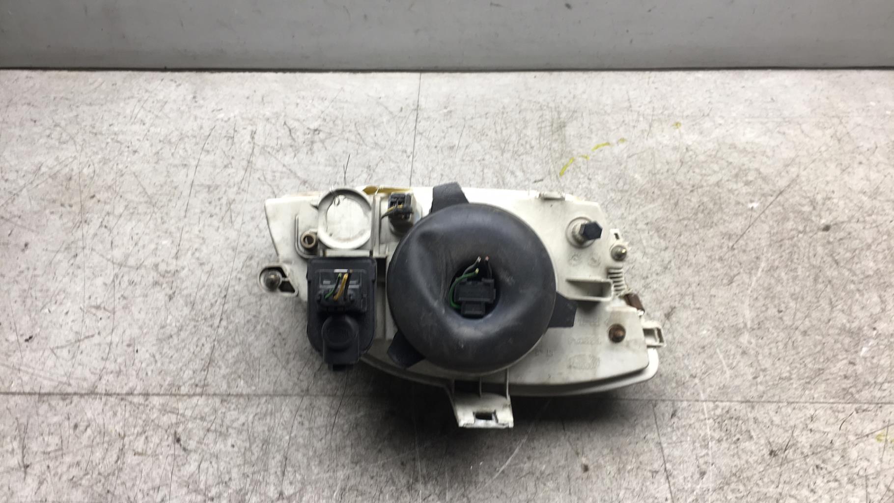 Gruppo ottico anteriore principale sinistro (luci)(faro) FIAT SEICENTO Gasolina - 1