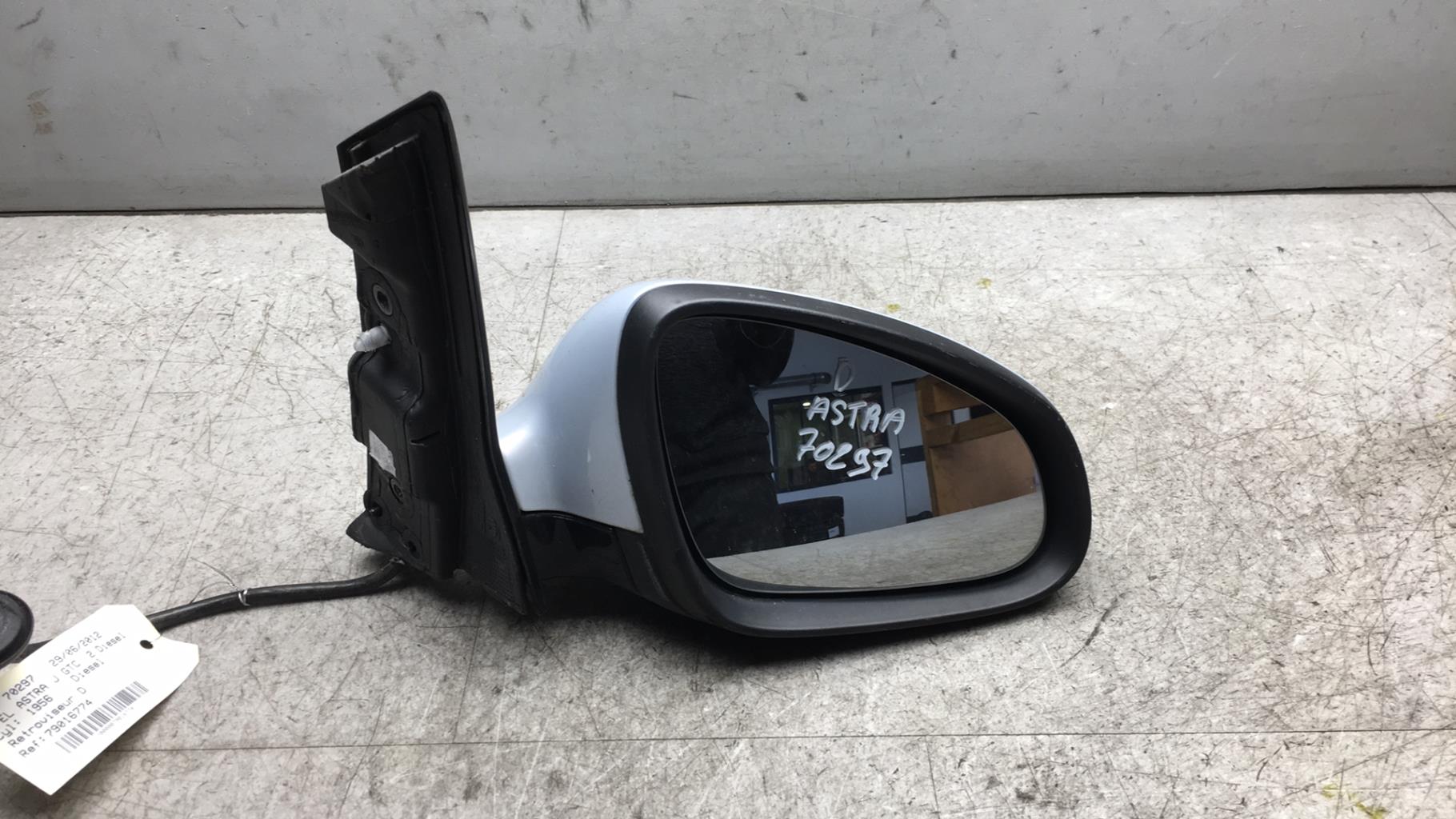 Retrovisor derecho OPEL ASTRA J GTC Diésel - 1