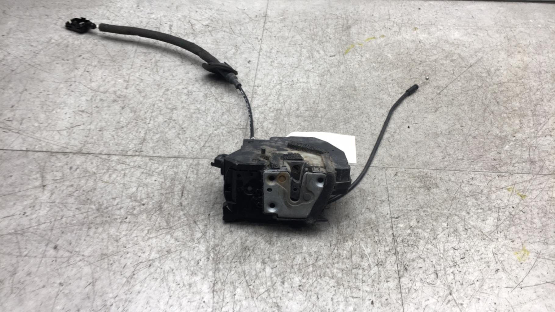 Serrure arriere droit RENAULT CLIO 4 PHASE 1 Diesel - 1
