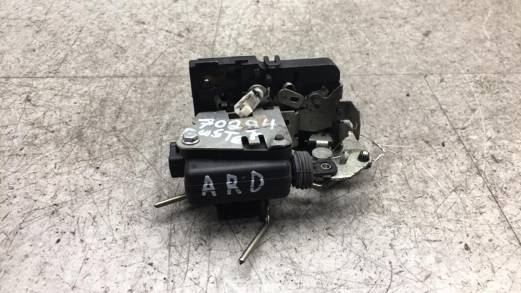 Serrure arriere droit DACIA DUSTER 1 PHASE 1 Diesel - 1