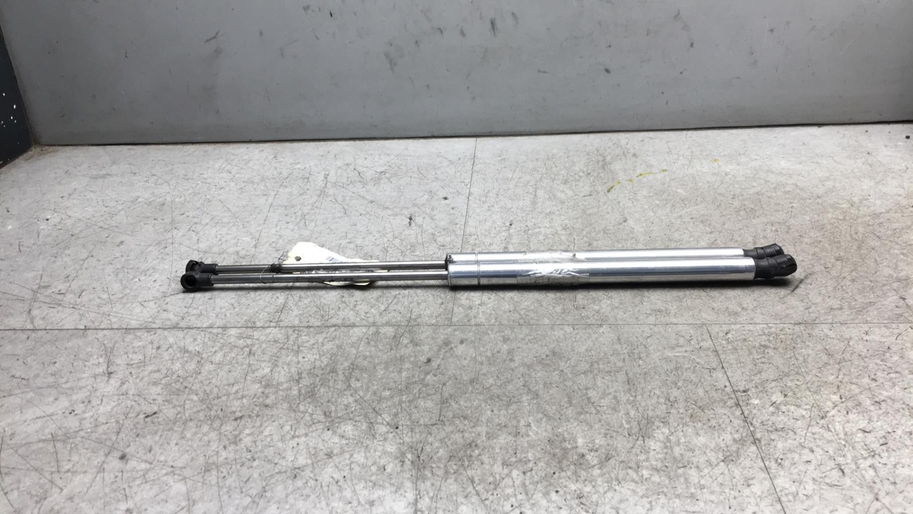 Molla a gas bagagliaio VOLKSWAGEN GOLF 4 Gasolina - 1