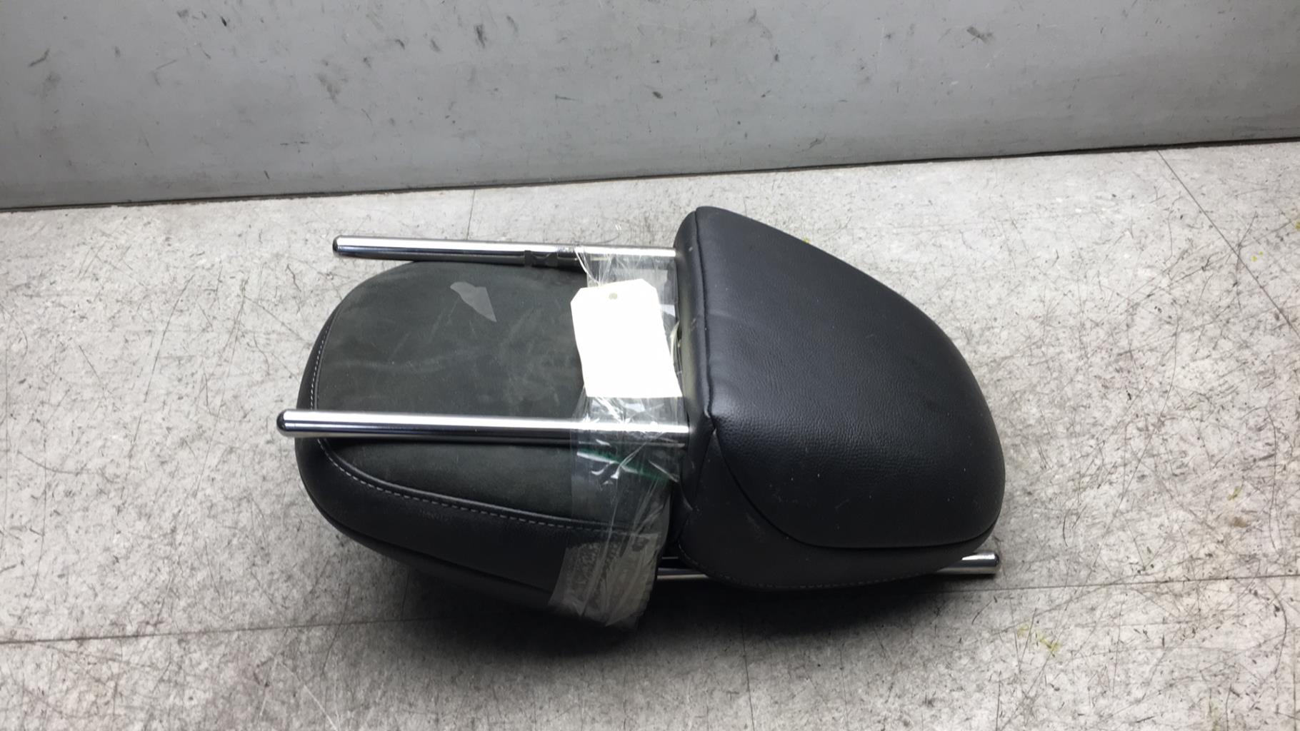 Appui tete avant CITROEN DS3 PHASE 1 Diesel - 1
