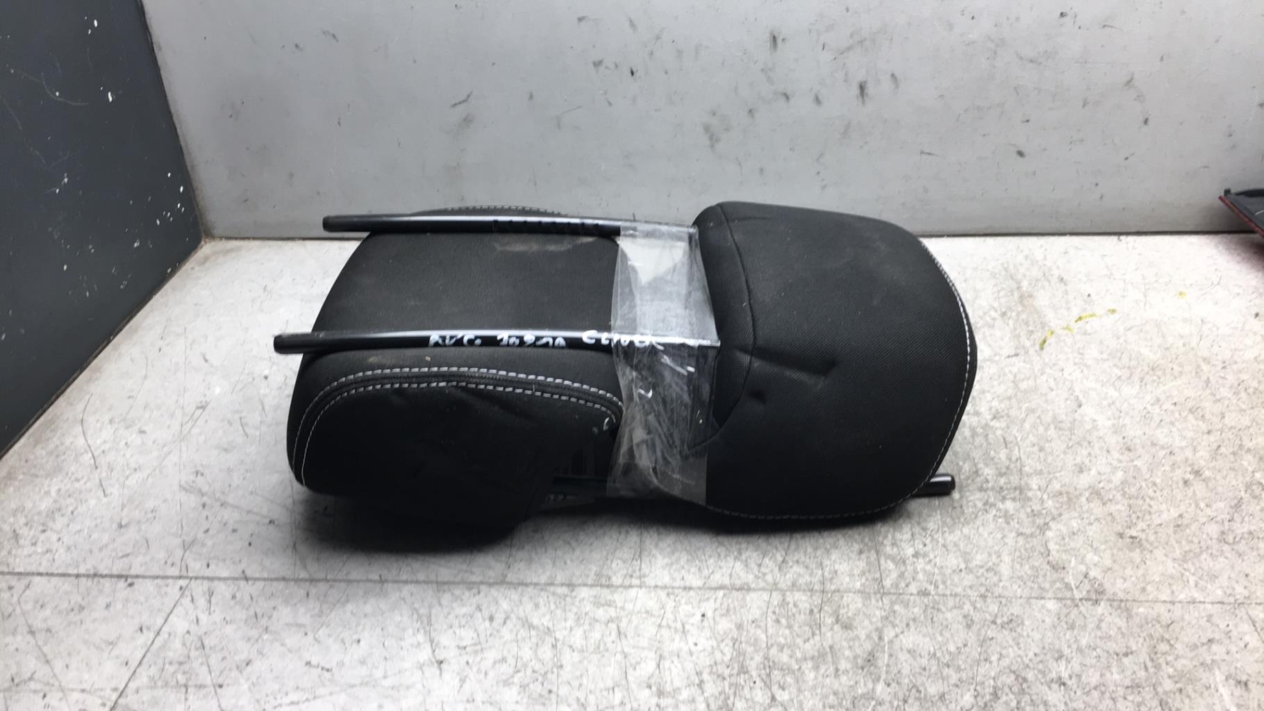 Appui tete avant RENAULT CLIO 4 PHASE 2 Diesel - 1