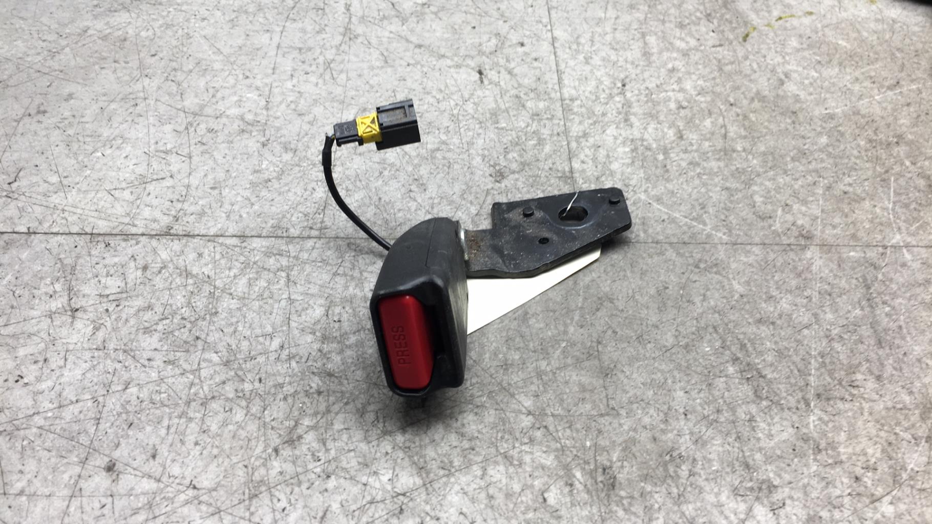 Aggancio cintura sicurezza posteriore sinistro CITROEN DS4 PHASE 1  - 1