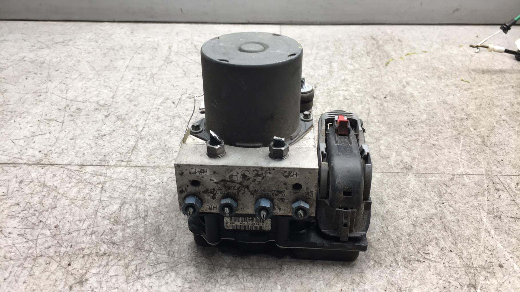 Bloc ABS (freins anti-blocage) AUDI A6 3 ALLROAD PHASE 2 BREAK  - 1