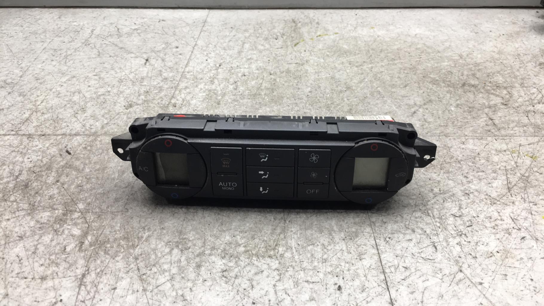 Commande chauffage FORD FOCUS 2 PHASE 1 Essence - 1