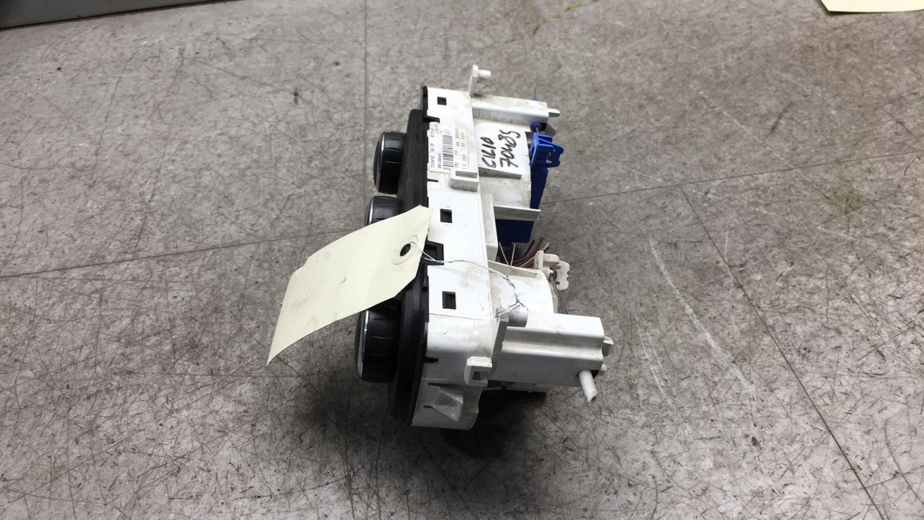Commande chauffage RENAULT CLIO 4 PHASE 1 Diesel - 1