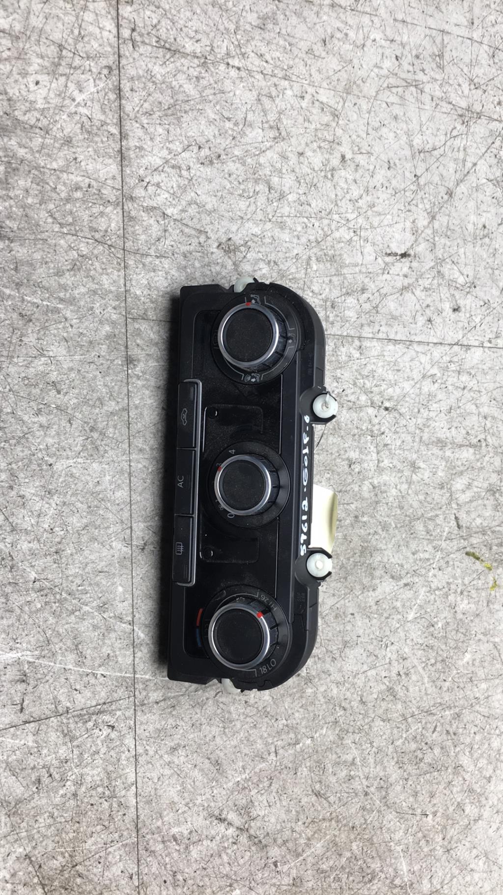 Commande chauffage VOLKSWAGEN GOLF 6 Diesel - 1