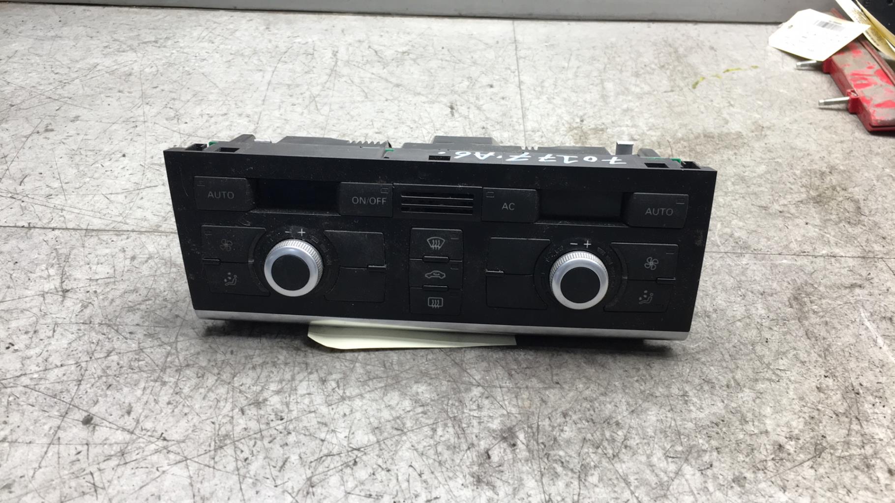 Commande chauffage AUDI A6 3 ALLROAD PHASE 2 BREAK  - 1