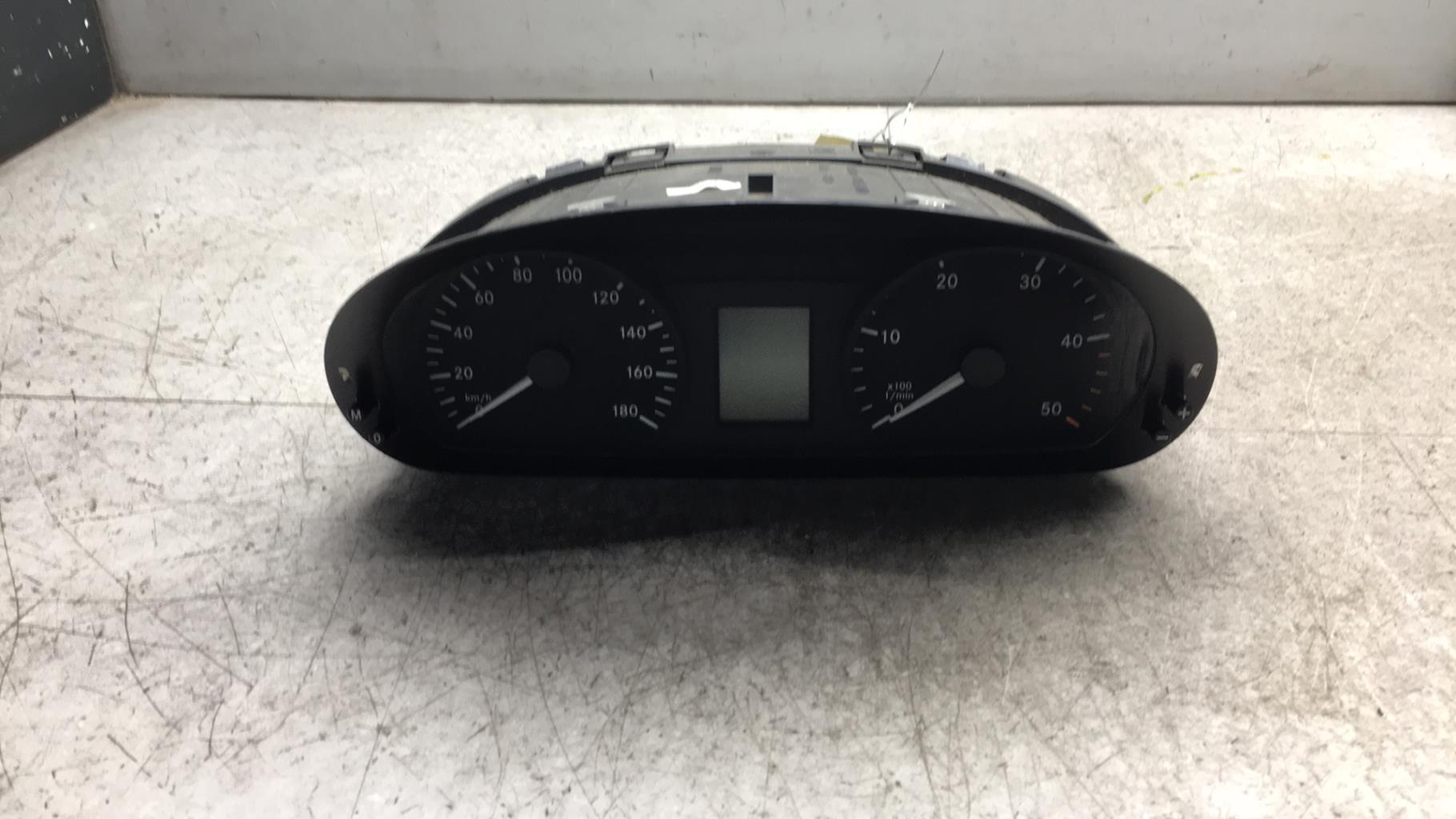 Compteur MERCEDES SPRINTER 2 PHASE 1 Diesel - 1