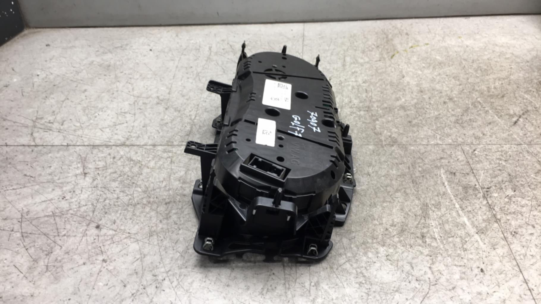 Compteur VOLKSWAGEN GOLF 7 PHASE 1 Diesel - 1