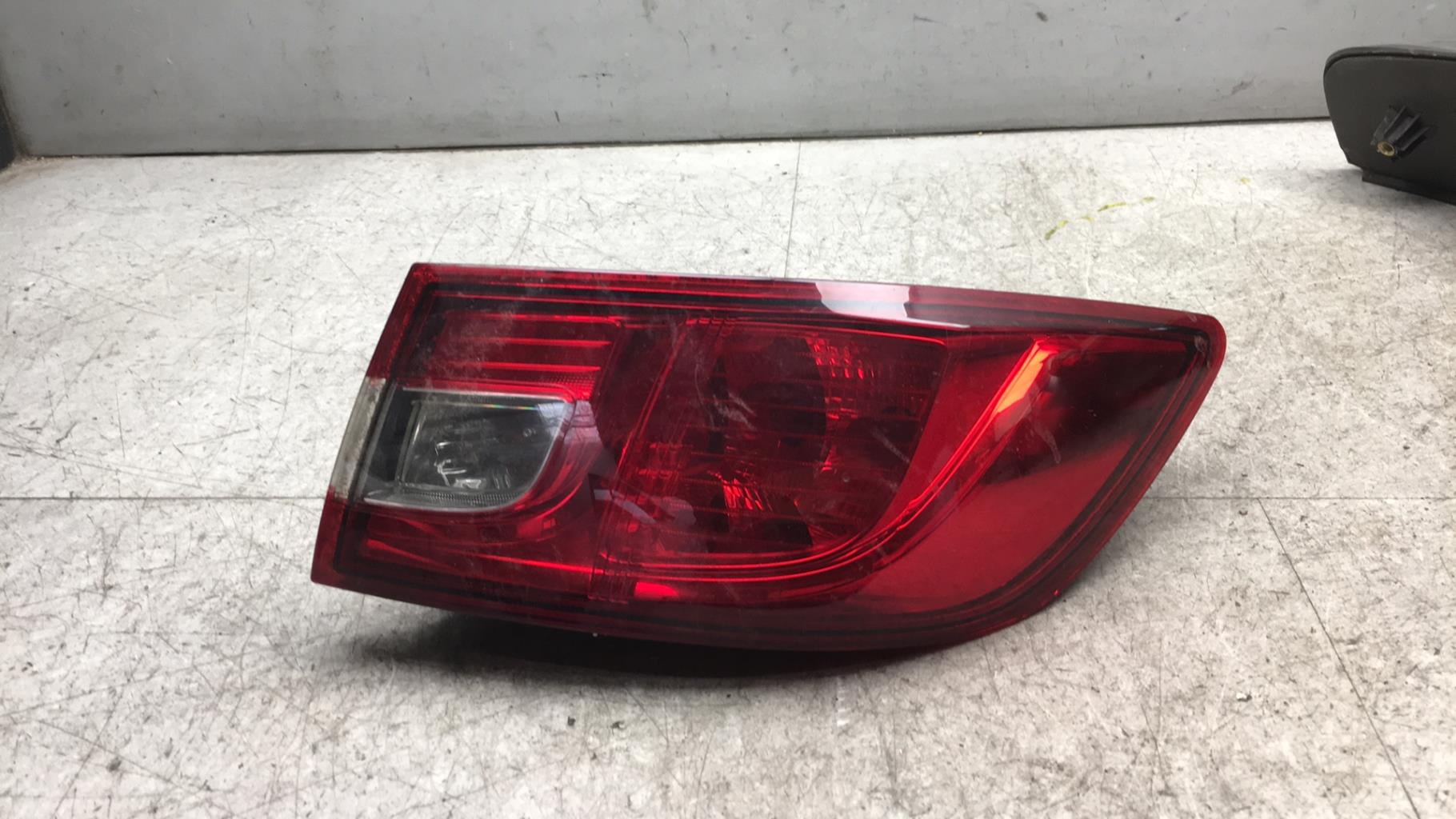 Fanale posteriore principale destro (luci) RENAULT CLIO 4 PHASE 1  - 1