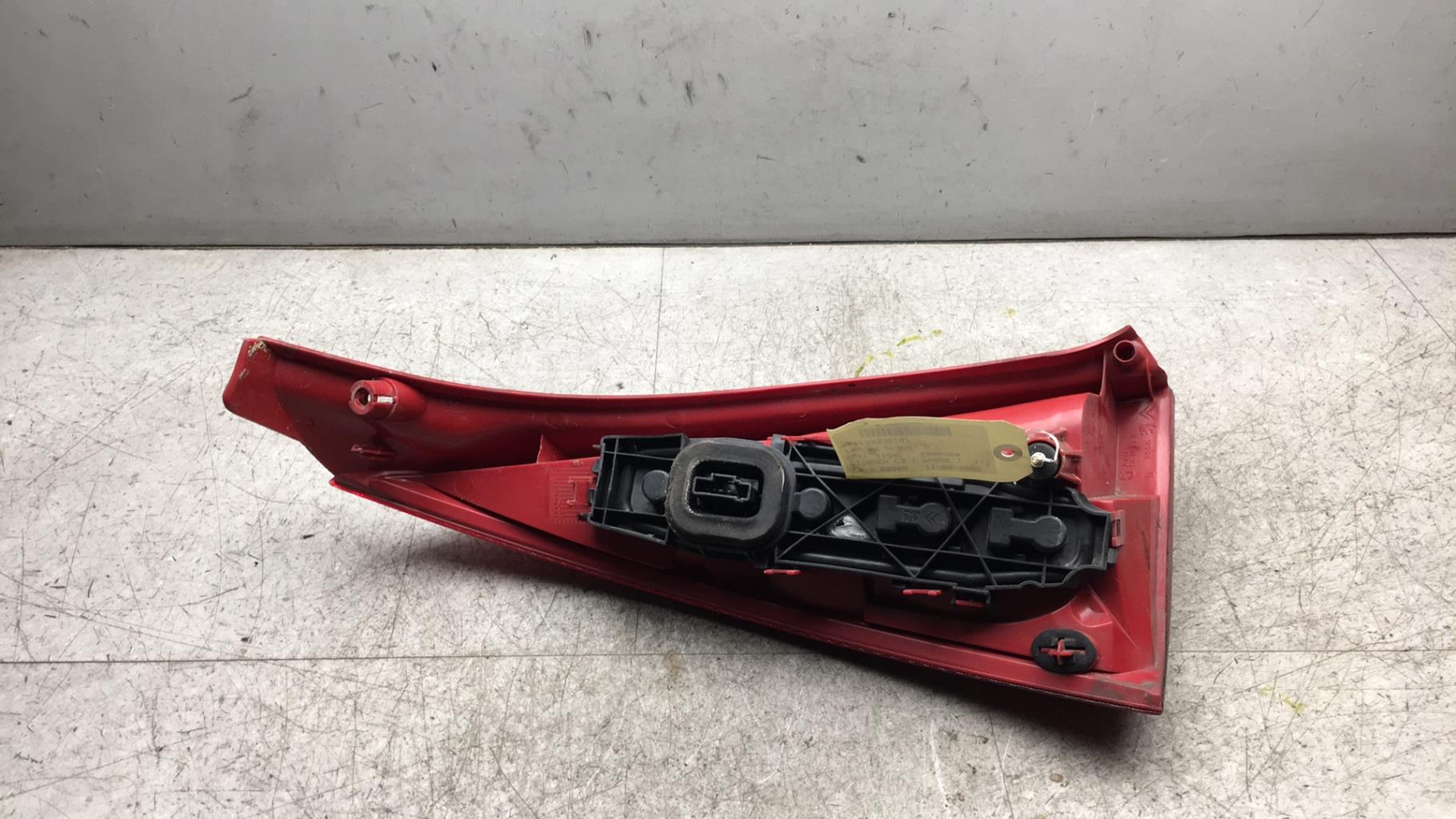 Fanale posteriore principale destro (luci) CITROEN C3 1 PHASE 1 Gasolina - 1