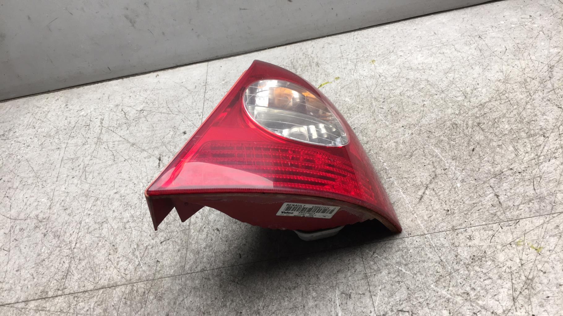 Fanale posteriore principale destro (luci) RENAULT CLIO 2 PHASE 2  - 1