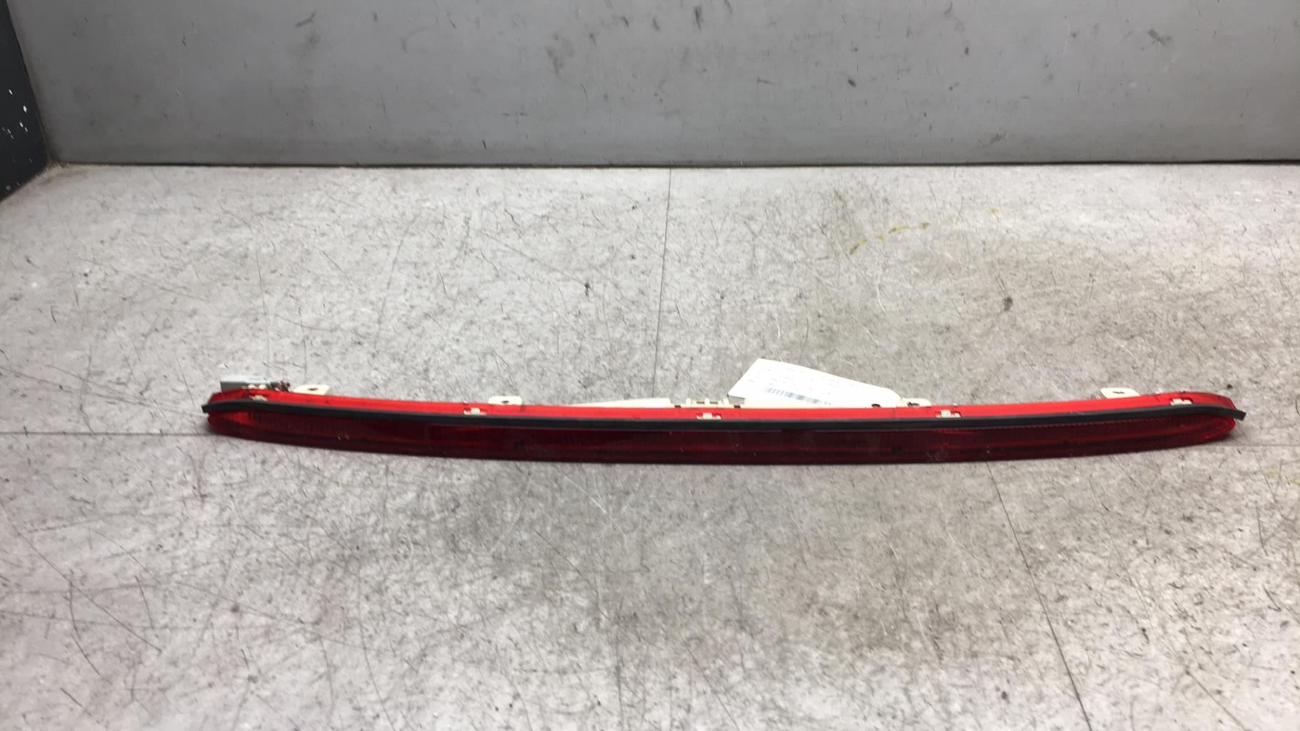 Feu arriere stop central HONDA CIVIC 8 PHASE 2 Diesel - 1