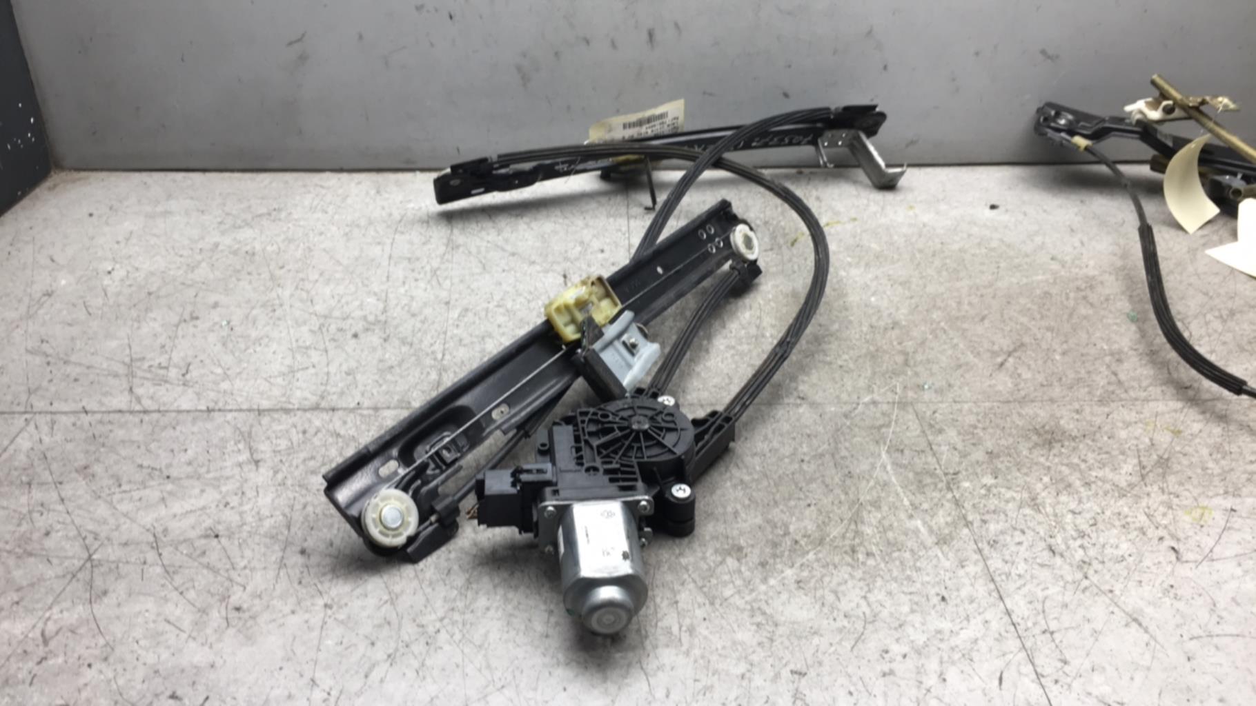 Alzacristalli elettrico anteriore sinistro SEAT IBIZA 4 PHASE 1 COUPE  - 1
