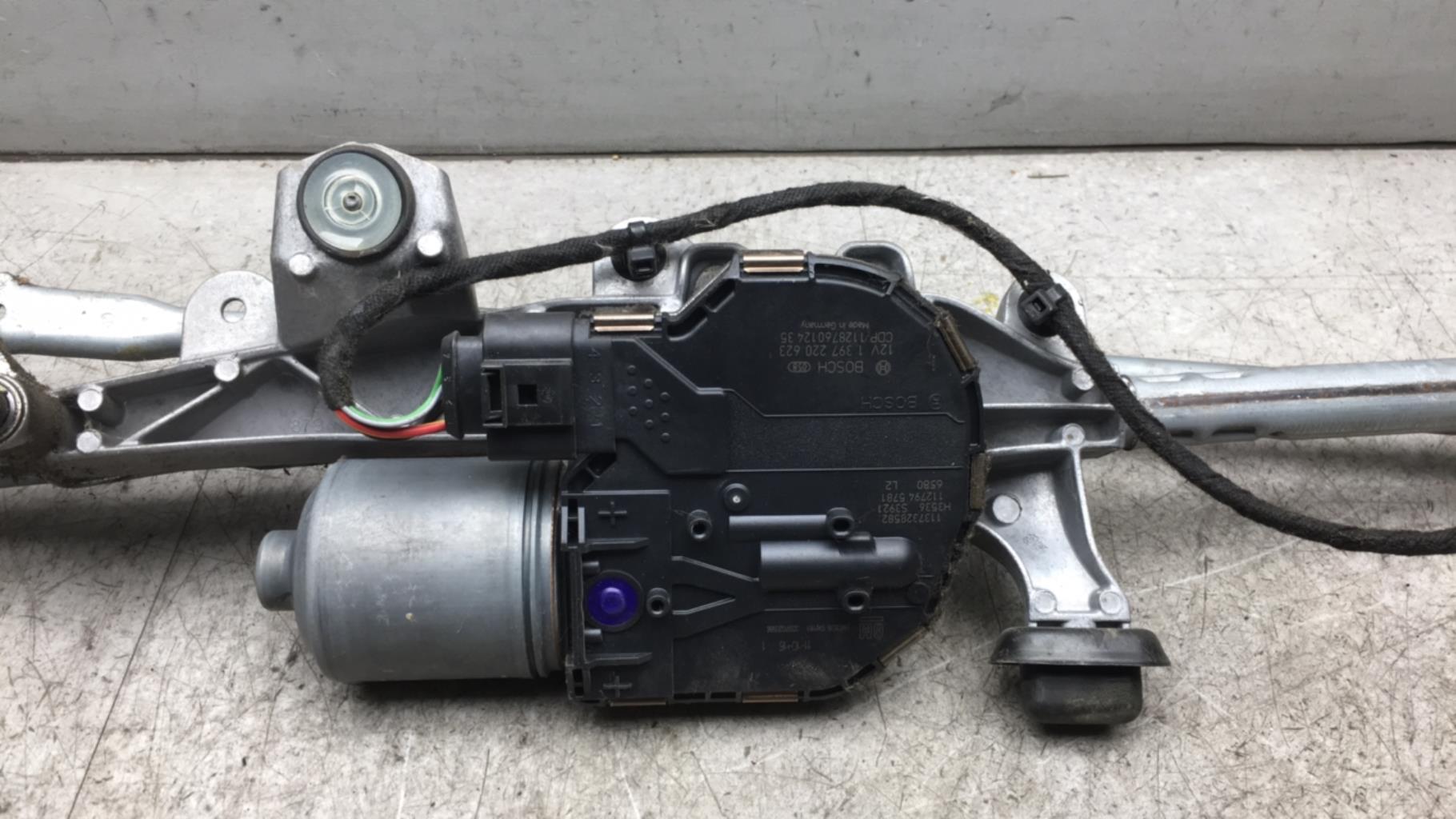 Motore tergicristallo anteriore OPEL ASTRA J GTC Diésel - 1