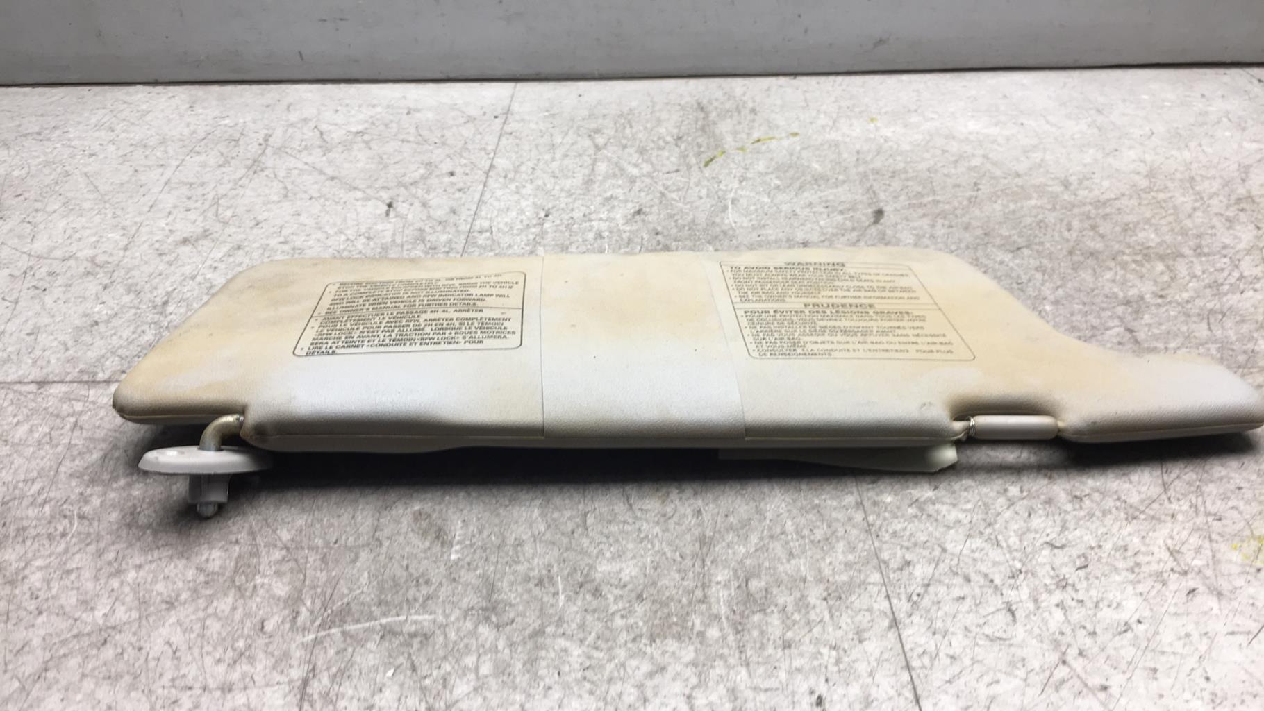 Pare soleil gauche MAZDA B2500 Diesel - 1