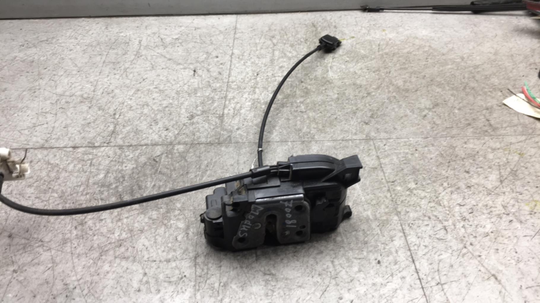 Serrure arriere droit RENAULT MODUS PHASE 1 Diesel - 1