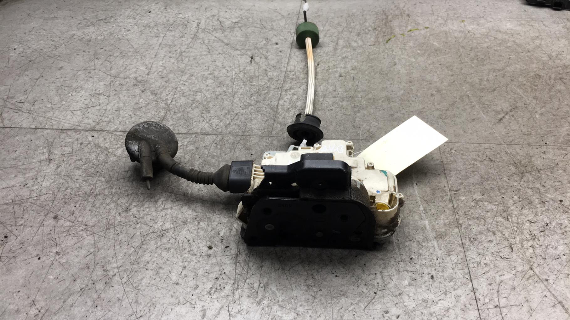 Serrure avant gauche AUDI A6 3 ALLROAD PHASE 2 BREAK  - 1