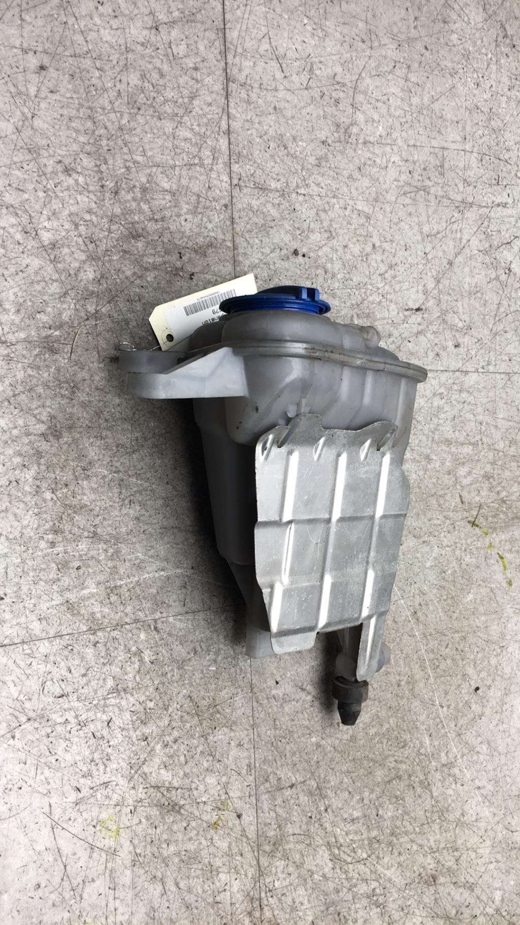 Vase d'expansion AUDI A5 1 CABRIO PHASE 1 Essence - 1