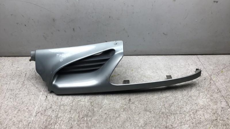 Calandre gauche RENAULT MEGANE 1 PHASE 1 Essence - 1