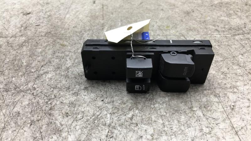Interruttore lavacristalli anteriore sinistro SUZUKI SWIFT 3 Diésel - 1