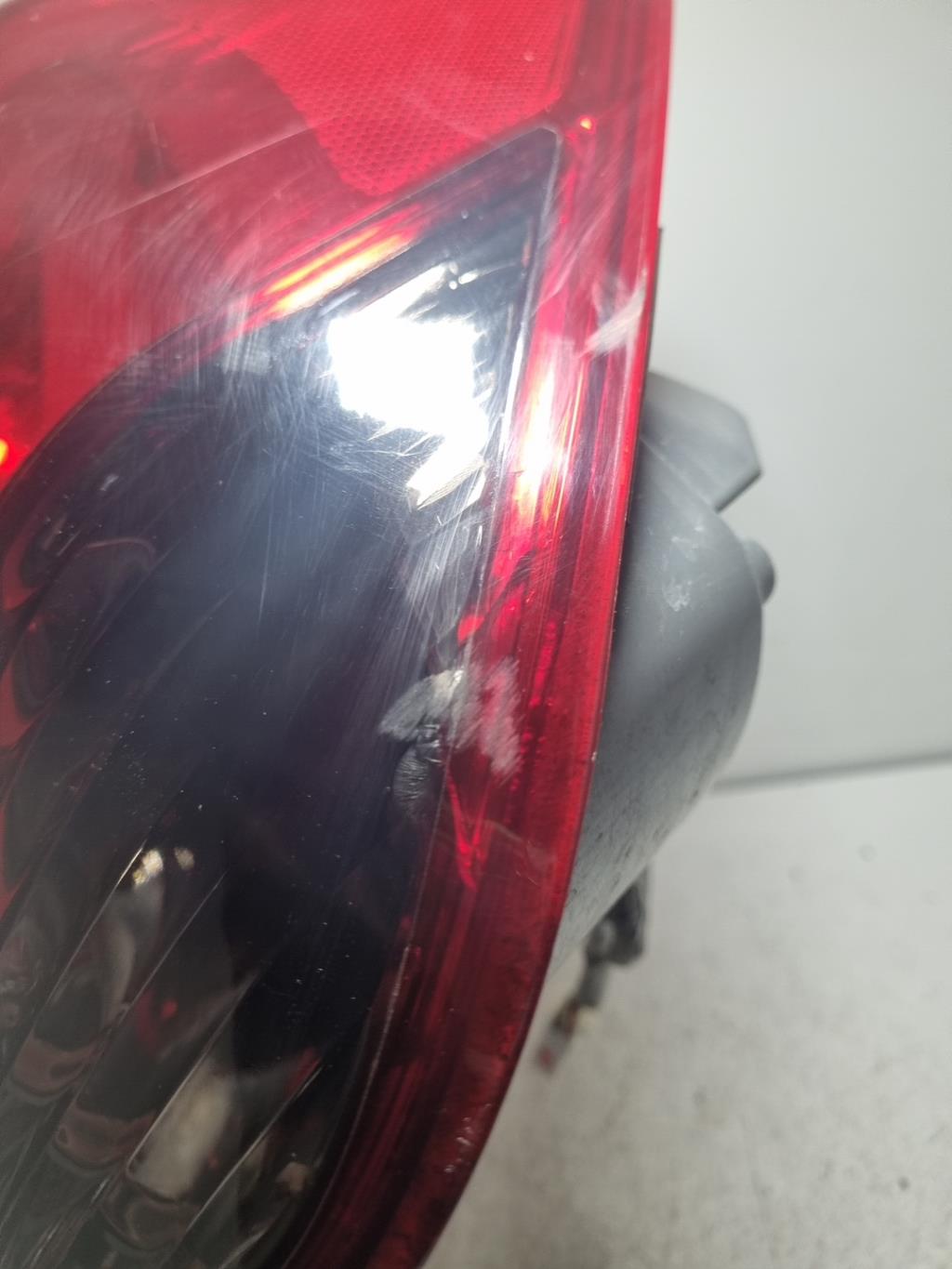 Fanale posteriore principale destro (luci) CHEVROLET CRUZE PHASE 1 Diésel - 1