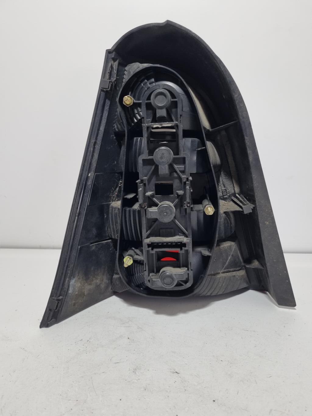 Fanale posteriore principale destro (luci) MERCEDES CLASSE A 168 PHASE 2 Diésel - 1