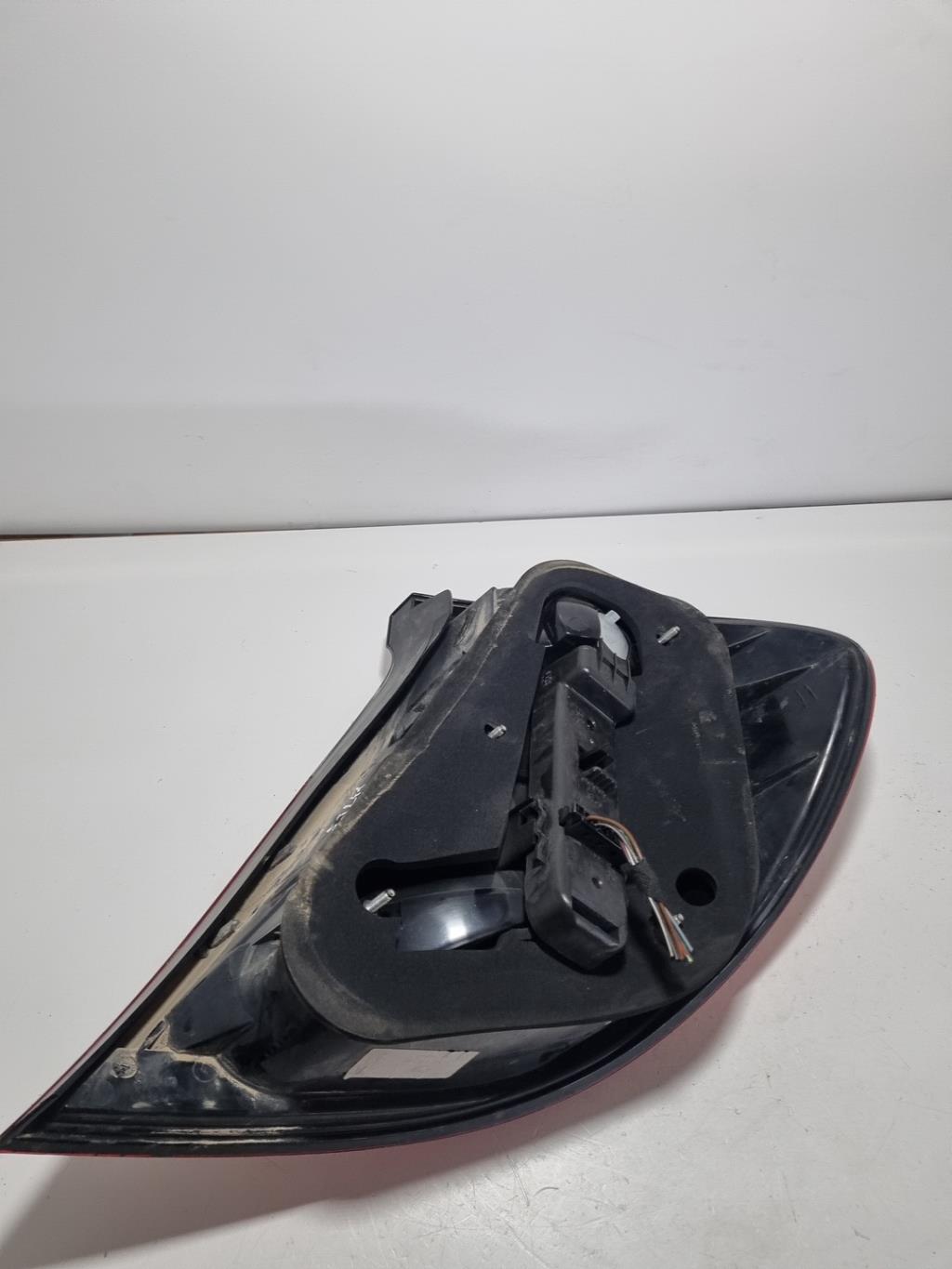 Fanale posteriore principale sinistro (luci) MERCEDES CLASSE C 203 COUPE SPORT PHASE 1 Diésel - 1