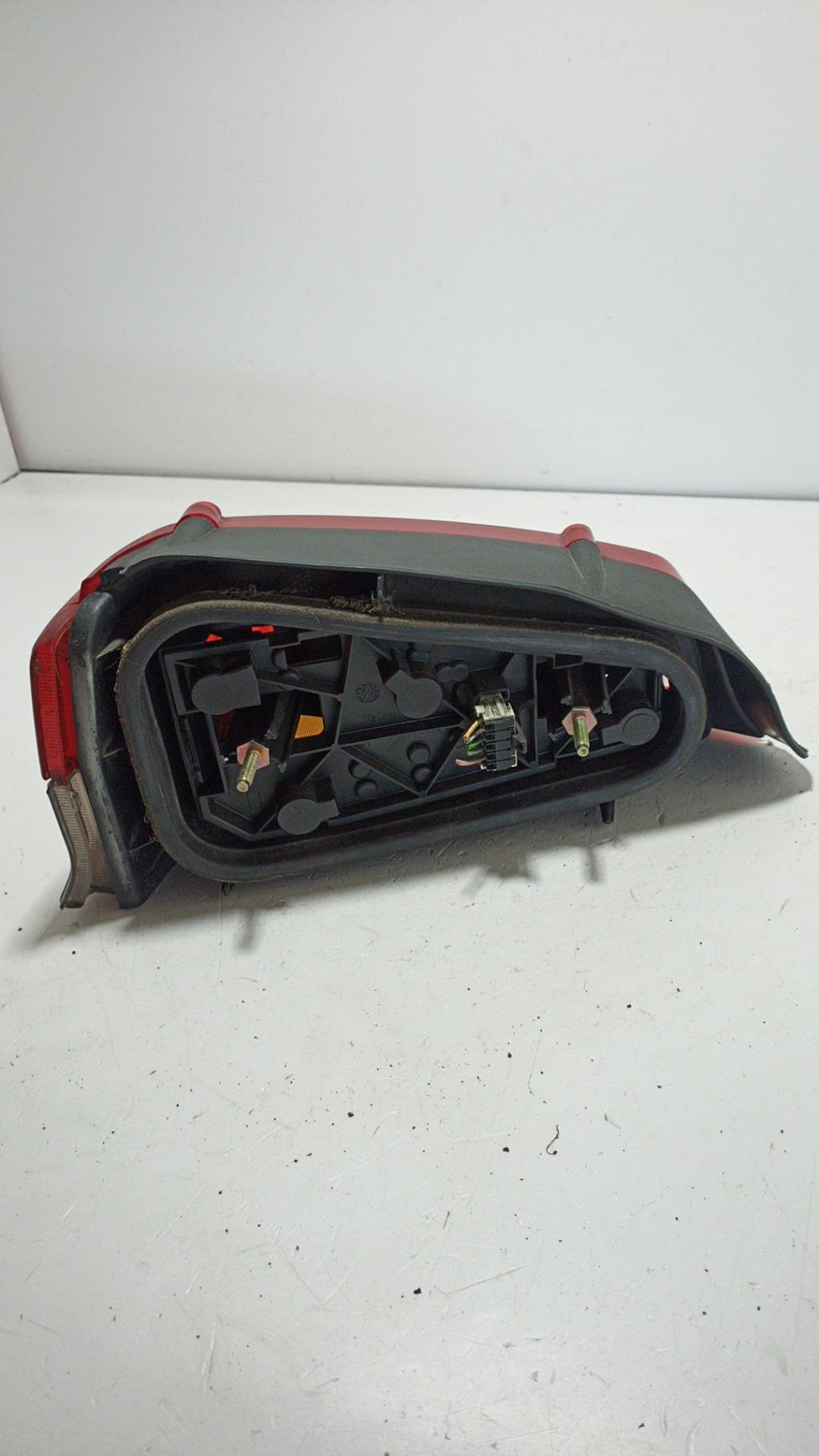 Fanale posteriore principale destro (luci) PEUGEOT 106 PHASE 1 Gasolina - 1