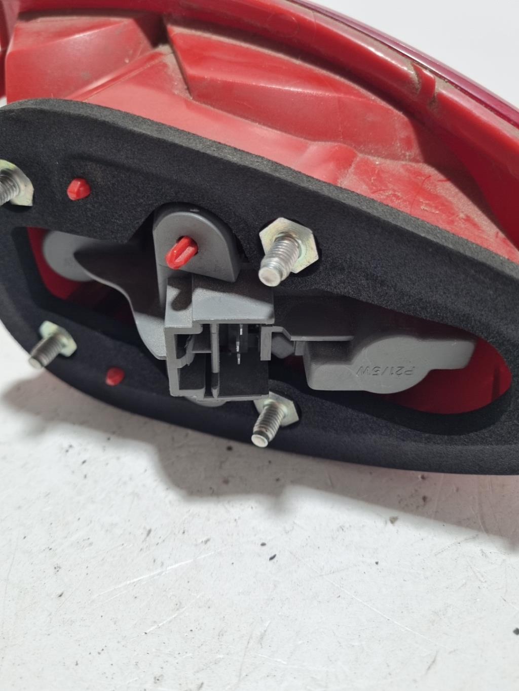 Fanale posteriore principale sinistro (luci) ALFA ROMEO 147 PHASE 2 Gasolina - 1