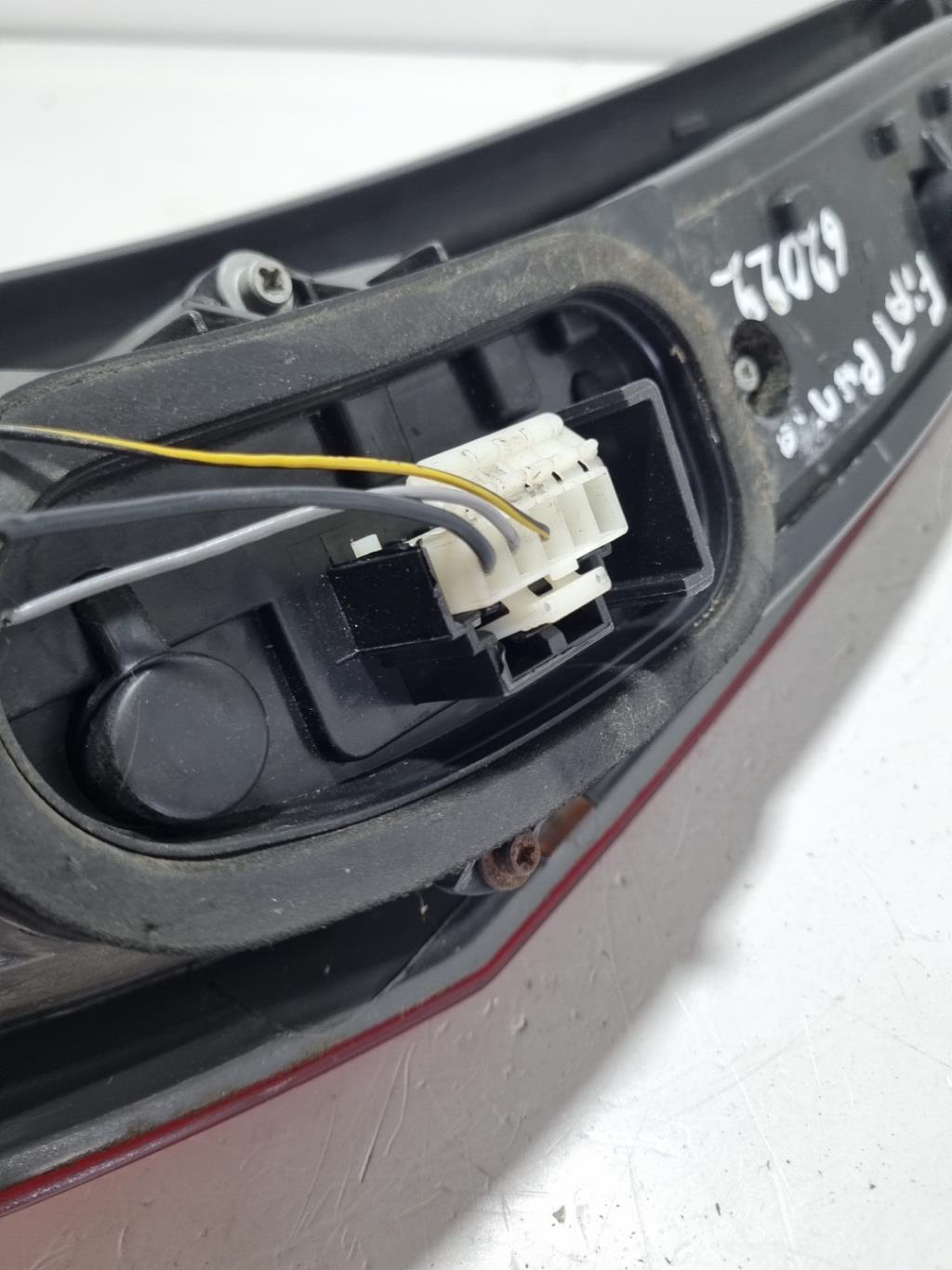 Fanale posteriore principale sinistro (luci) FIAT PUNTO 2 PHASE 2 Gasolina - 1