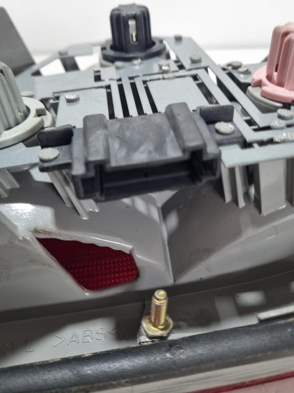 Fanale posteriore principale sinistro (luci) MERCEDES CLASSE E 210 PHASE 1 Diésel - 1