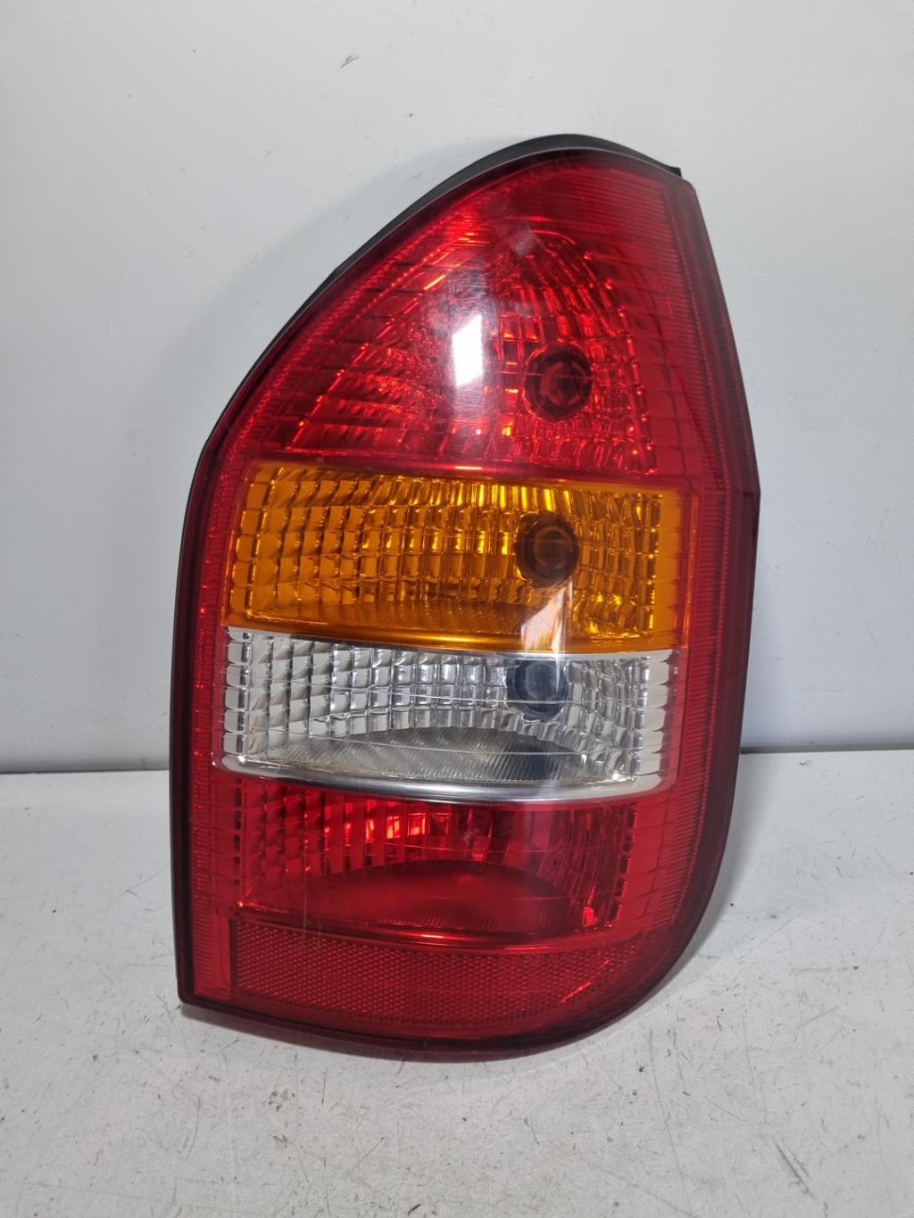 Fanale posteriore principale destro (luci) OPEL ZAFIRA A PHASE 1 Diésel - 1