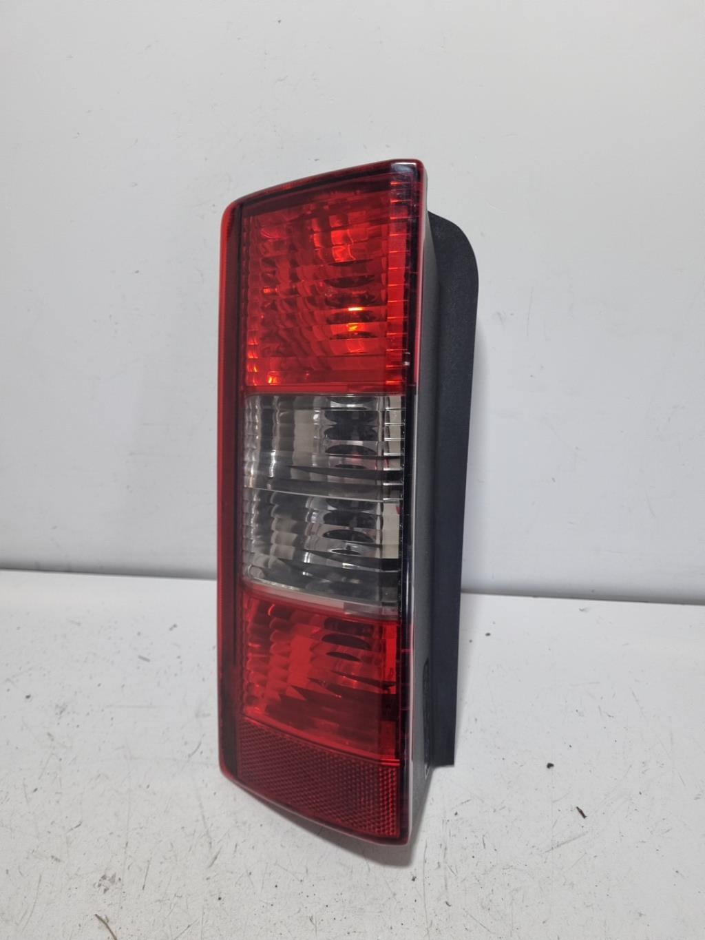 Fanale posteriore principale sinistro (luci) OPEL COMBO C PHASE 2 Diésel - 1