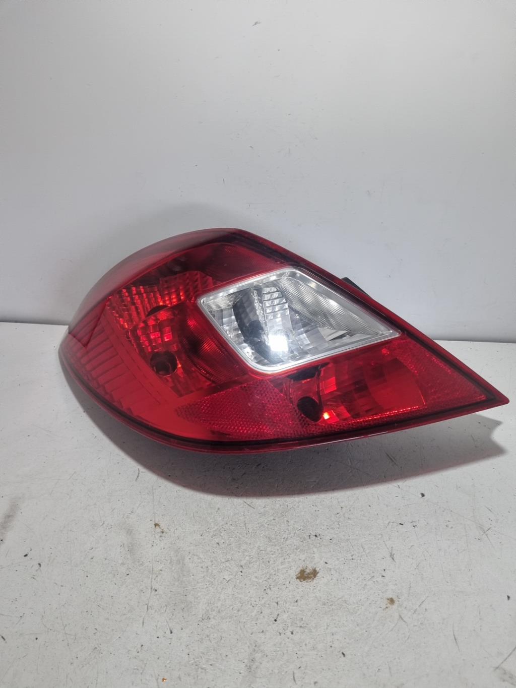Fanale posteriore principale sinistro (luci) OPEL CORSA D PHASE 1 Gasolina - 1