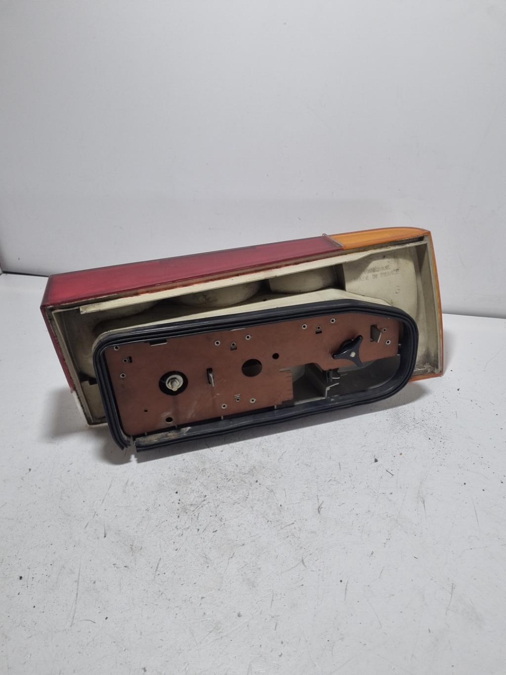 Fanale posteriore principale sinistro (luci) PEUGEOT 505  - 1