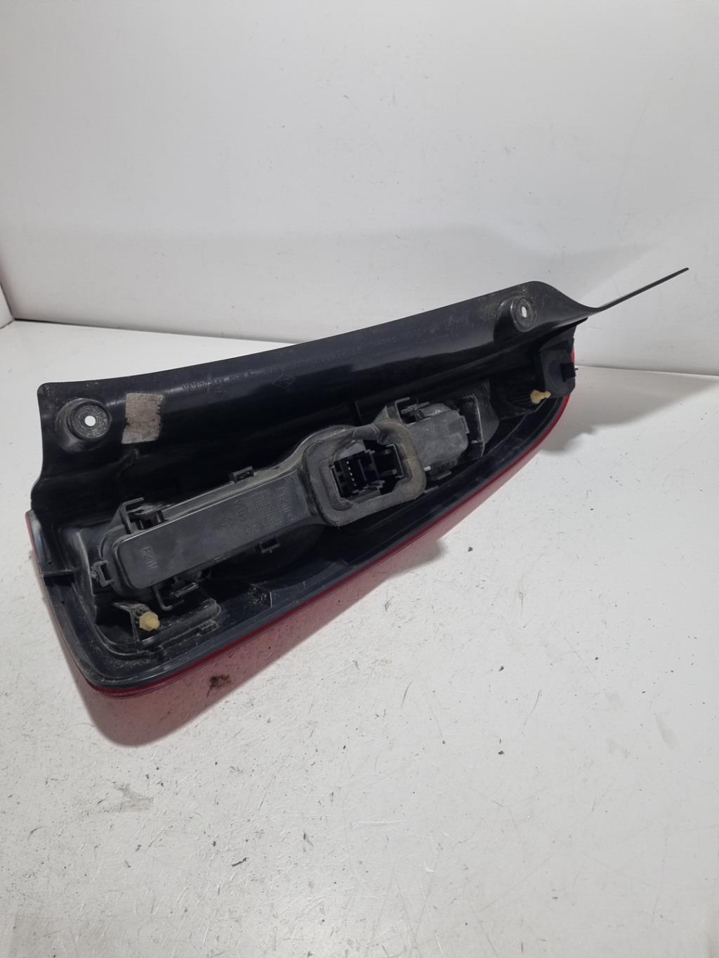 Fanale posteriore principale sinistro (luci) RENAULT ESPACE 4 PHASE 1 Diésel - 1