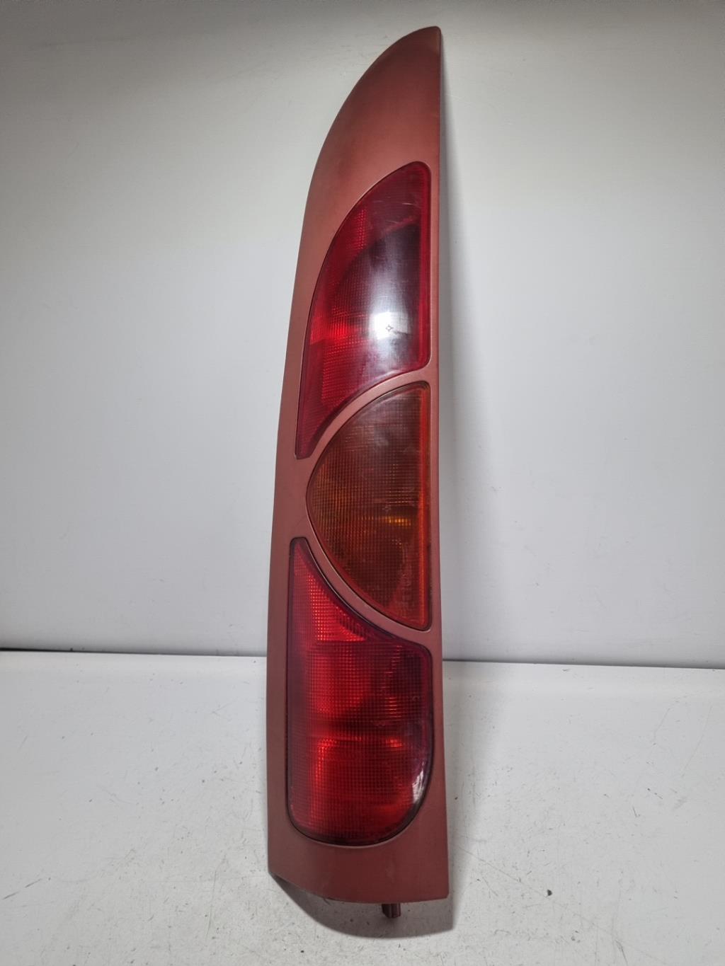 Fanale posteriore principale sinistro (luci) RENAULT KANGOO 1 PHASE 1 Diésel - 1