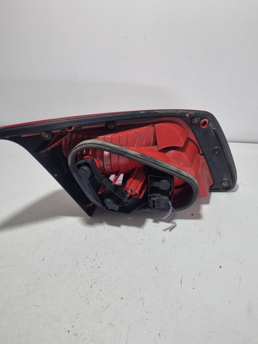 Feu arriere secondaire droit (feux) RENAULT VEL SATIS PHASE 1 Diesel - 1