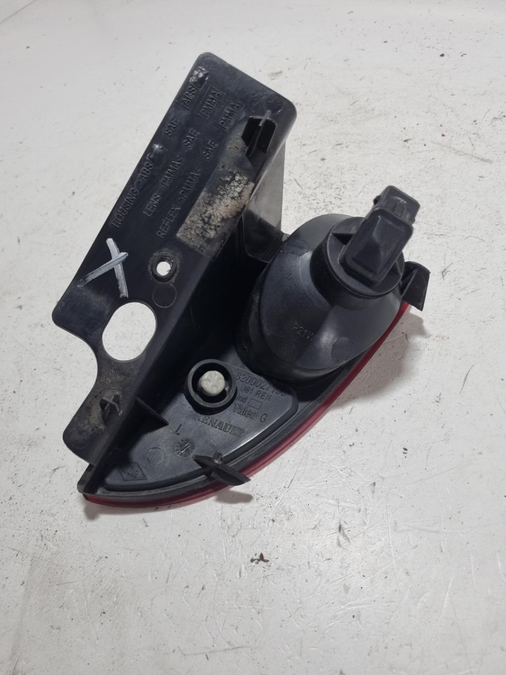 Luce paraurti posteriore sinistra RENAULT ESPACE 4 PHASE 1 Diésel - 1