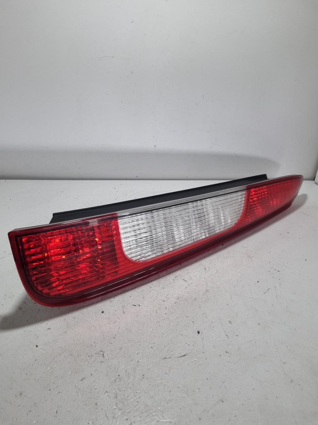 Feu arriere principal droit (feux) FORD C-MAX 1 PHASE 1 Diesel - 1