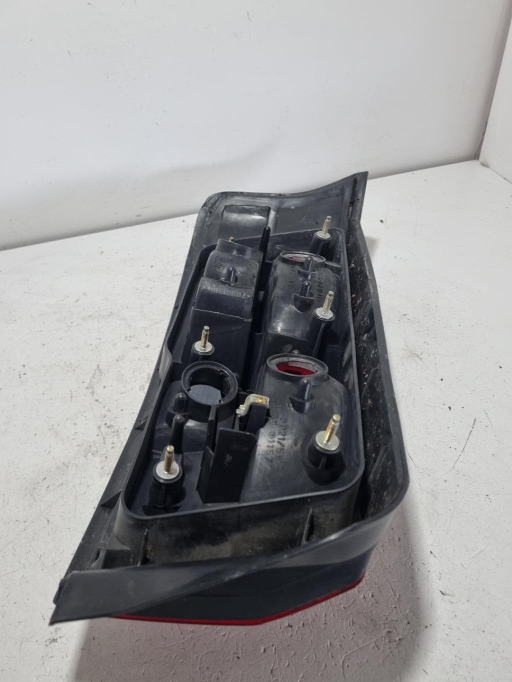 Fanale posteriore principale destro (luci) MAZDA 323 2  - 1