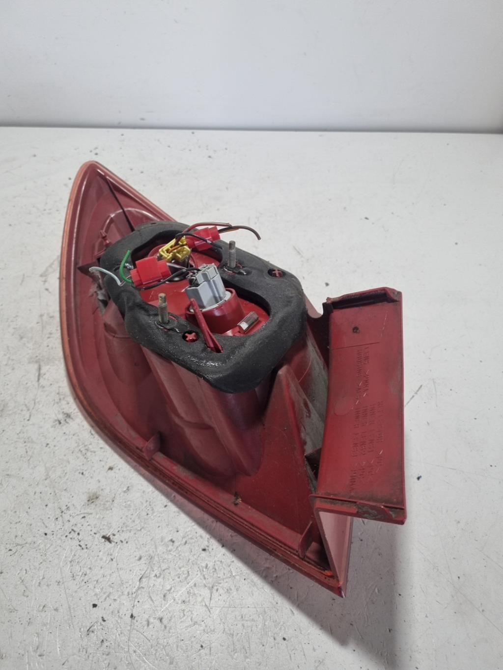 Fanale posteriore principale destro (luci) MAZDA 3 1 PHASE 1 Diésel - 1