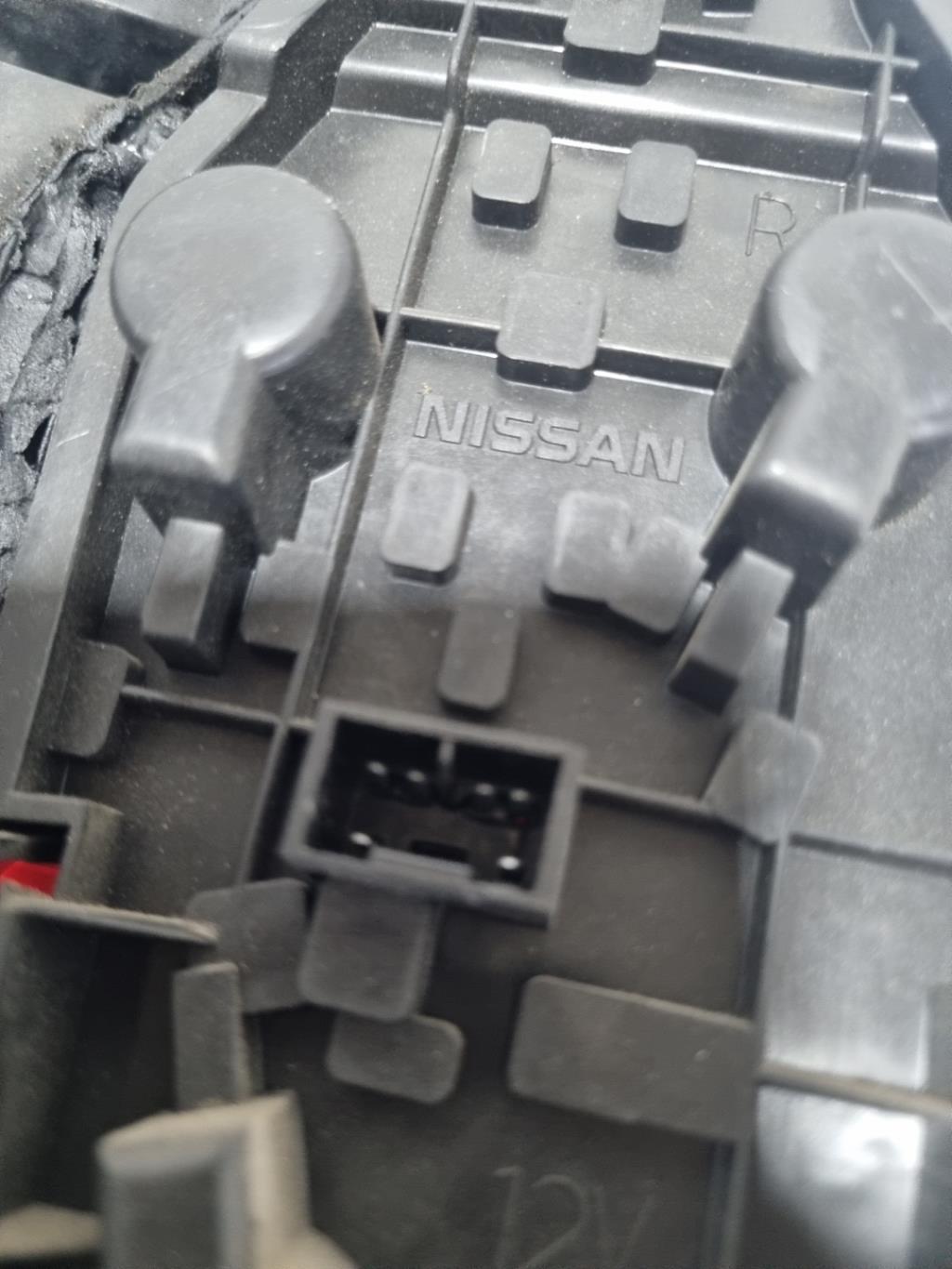 Fanale posteriore principale destro (luci) NISSAN PRIMERA 1 PHASE 1 Diésel - 1