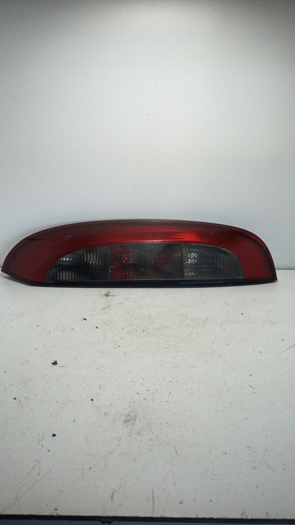 Fanale posteriore principale destro (luci) OPEL CORSA C PHASE 1 Gasolina - 1