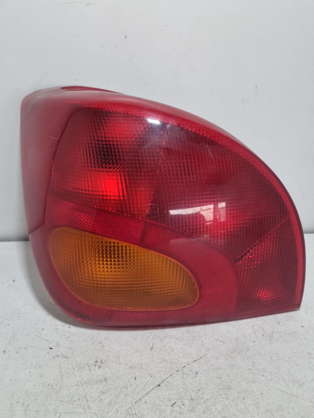 Fanale posteriore principale sinistro (luci) FORD FIESTA 4 PHASE 1 Gasolina - 1