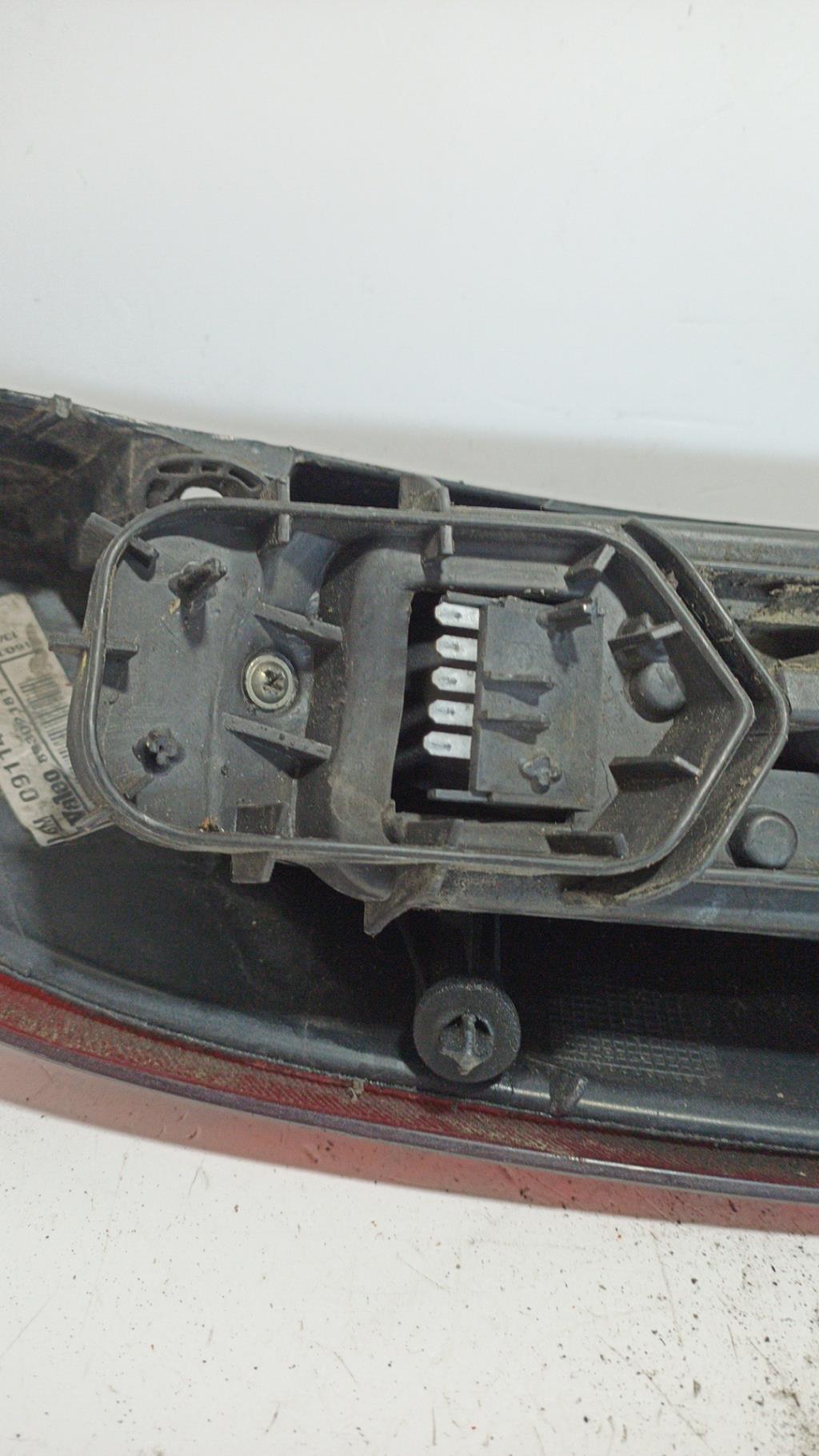 Fanale posteriore principale sinistro (luci) OPEL CORSA C PHASE 1 Diésel - 1